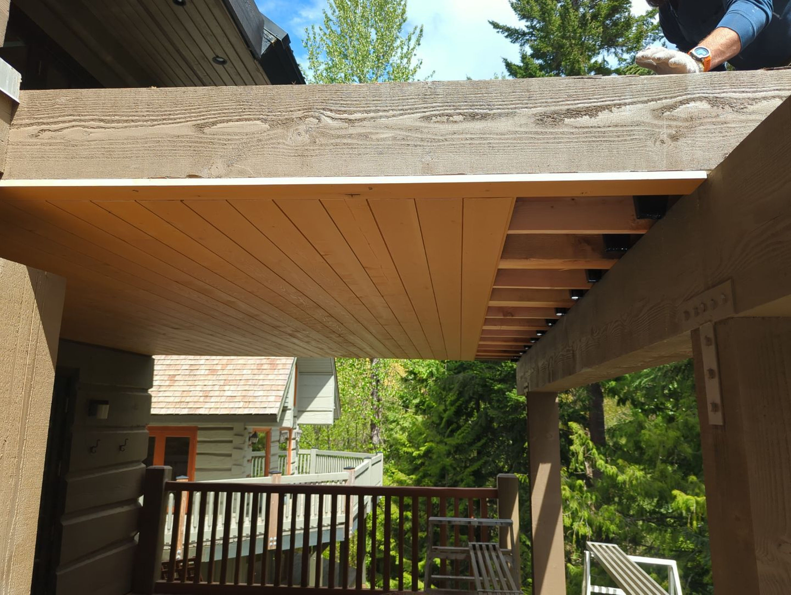 Soffit install